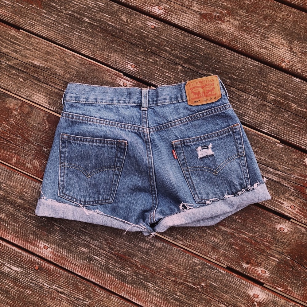 size 0 levis cutoff shorts